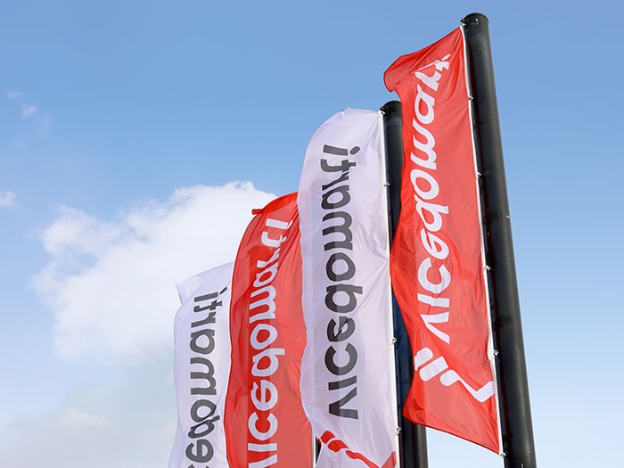 Rediseño y aplicación de marca de Vicedo Martí